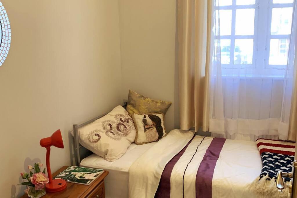 Stylish And Cosy 3 Bedroom Appartment Лондон Екстериор снимка