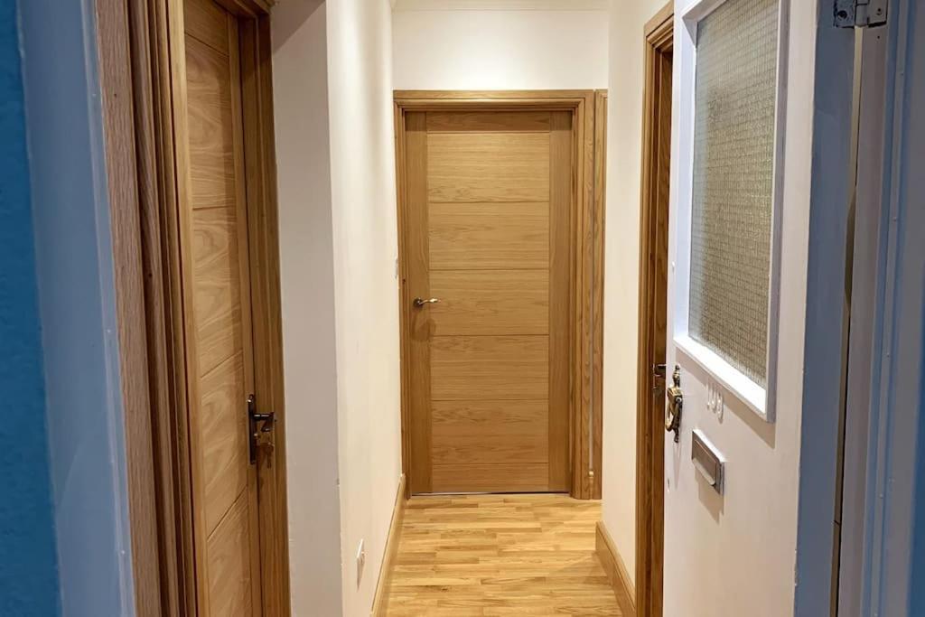 Stylish And Cosy 3 Bedroom Appartment Лондон Екстериор снимка